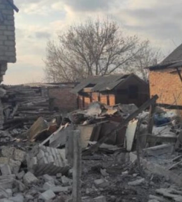 Війська РФ обстріляли Дворічну на Харківщині, поранено чоловіка та жінку, - ОВА