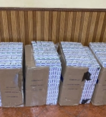 На Закарпатті затримали контрабандистів, які намагалися перевезти п&#039;ять тисяч пачок цигарок