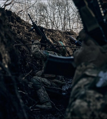 Бійці роти &quot;Гонор&quot; батальйону &quot;Вовки Да Вінчі&quot; нищать окупантів у Бахмуті. ВIДЕО бою