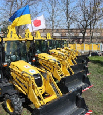 Ірпінь отримав техніку для розбору завалів від уряду Японії
