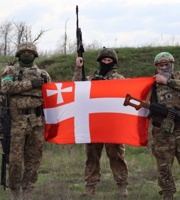За 100 метрів від ворожих позицій: тероборонівці розгорнули прапор Волині на Донеччині
