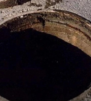 У Полтаві водії скаржаться на відкриті люки на дорогах