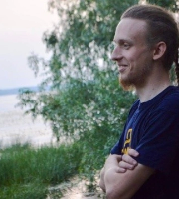 Пам'яті «свободівця», аеророзвідника Дениса Ясинського (позивний «Вікінг»)