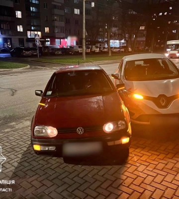 У Луцьку на Молоді – ДТП: зіткнулися два автомобілі