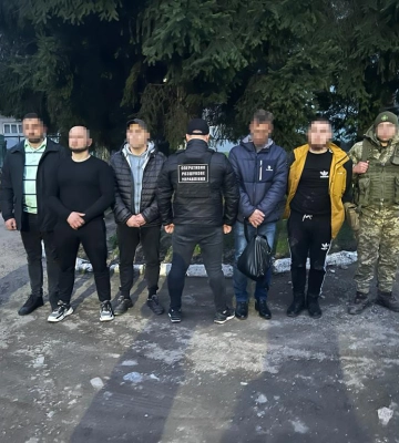 На Закарпатті зловили переправника &quot;ухилянтів&quot; разом з його &quot;клієнтами&quot;