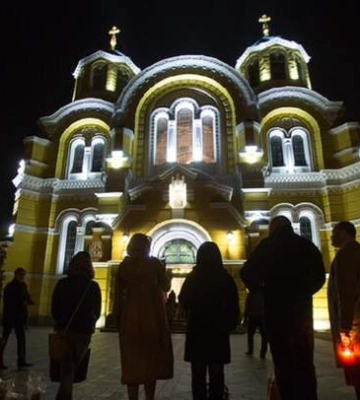 Кияни зможуть на Великдень перебувати у церкві всю ніч