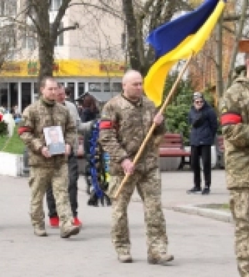 У Луцьку попрощалися із Героєм Олександром Сідорським, який загинув на Харківщині