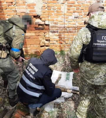 На Чернігівщині виявлено схрони з ворожими боєприпасами 