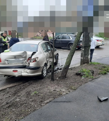 У Миколаєві на розі вулиць не розминулись дві автівки, одна людина травмована