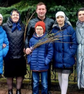 Скандал на Волині: голова громади пішов святити вербу в Зимненський монастир МП