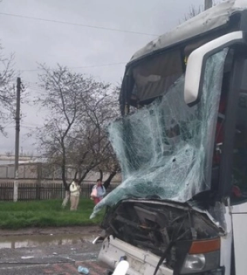 ДТП з автобусом на трасі Одеса-Рені: рух автомобілів призупинено