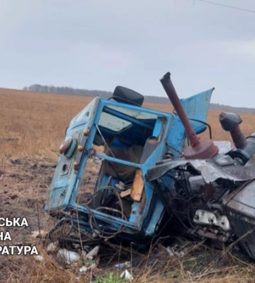 На Харківщині тракторист підірвався на російській міні