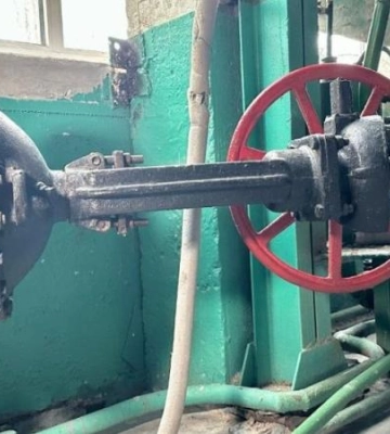 Гідравлічні випробування у котельні, абонвідділ «Теплоенерго»: інспекційний об’їзд чергової по місту