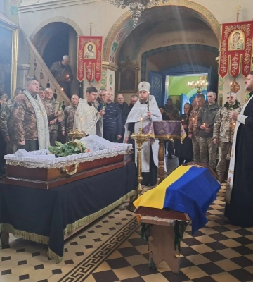 На Волині попрощалися із військовим Василем Головчаком, який загинув в аварії