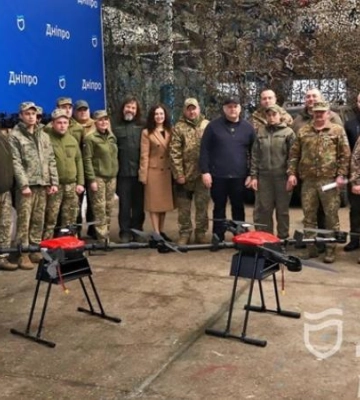 Допомога від всього Дніпра: Філатов показав рекордну партію техніки, яку місто придбало для ЗСУ