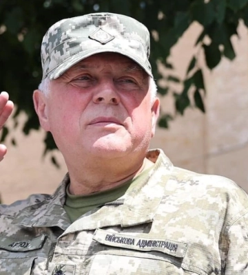 Майже 40 років у ЗСУ: що відомо про нового очільника Сумщини Володимира Артюха Майже 40 років у ЗСУ: що відомо про нового очільника Сумщини Володимира Артюха