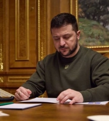 Зеленський призначив нових очільників Луганської та Сумської областей Зеленський призначив нових очільників Луганської та Сумської областей
