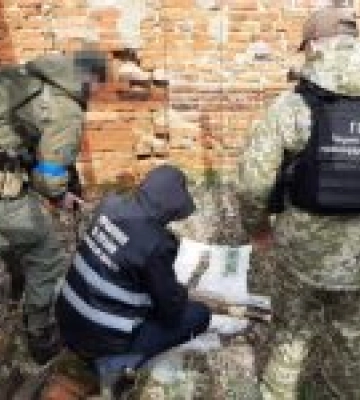 СБУ виявила два схрони з російським боєприпасами у прикордонних районах Чернігівщини