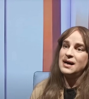 Пробила дно. Комік Великий з «Кварталу» висміяв у пародії «44-річну дівчинку» Ані Лорак