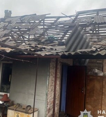 Наслідки ворожих обстрілів Донеччини: 12 ударів за добу. ФОТОрепортаж