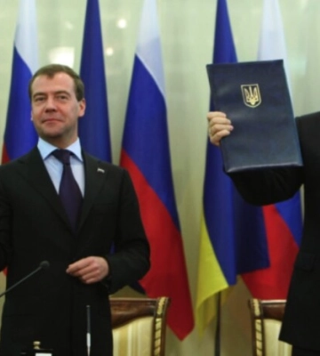Конституційний суд взявся за перевірку «Харківських угод» Конституційний суд взявся за перевірку «Харківських угод»