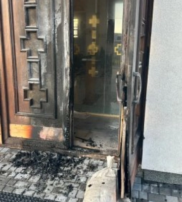 Неадекватний закарпатець підпалив храм Різдва Пресвятої Богородиці у Львові