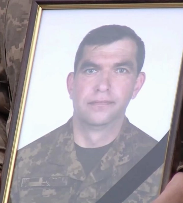 &quot;Помер від ран в лікарні Краматорська&quot;: Рівне попрощалося із військовим (ВІДЕО)