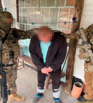СБУ затримала зловмисників, які виманювали гроші з бійців ЗСУ та їхніх сімей