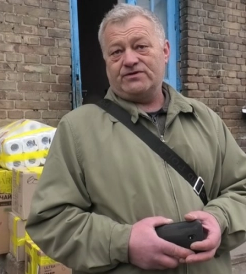 Волонтери на Волині зібрали великодні посилки для бійців