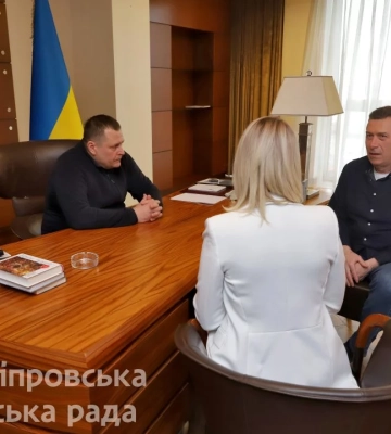 Мер Дніпра подякував бізнесу та благодійникам, які допомогли постраждалим у будинку на ж/м Перемога