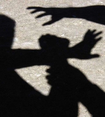 У Покрові дві сімейні сварки закінчилися поножовщиною та побиттям