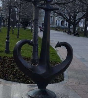 В Одесі з туристичного символу міста стерли ім’я дизайнера та пропагандиста Лебедєва