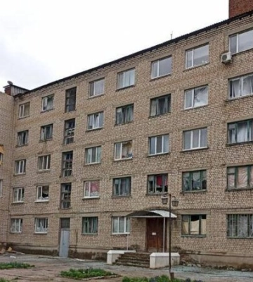 Ворог обстріляв медзаклад та приватні будинки у Вовчанську, поранено жінку, - ОВА. ФОТО