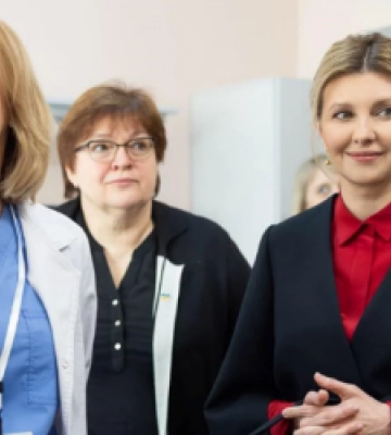 «Супергерои вместо жертв». Елена Зеленская посетила клинику по протезированию и реконструкции Superhumans во Львове
