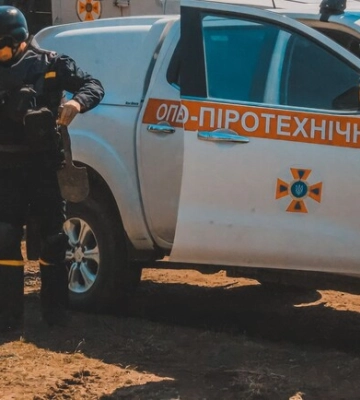 У Дніпрі біля житлових будинків знайшли артилерійський снаряд: що відомо