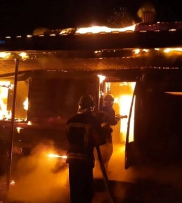У селі на Волині з 7-ї ранку вогнеборці працювали на пожежі
