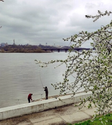 Повінь у столиці: рівень води на набережній Дніпра зріс 