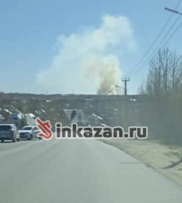 У Казані палає вогонь поблизу танкового полігону – ЗМІ