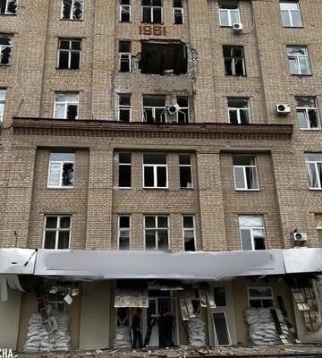 Российские войска обстреляли Херсон: двое погибших