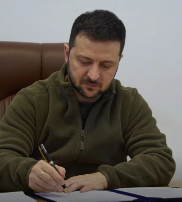 Зеленский создал девять военных администраций в двух районах Донецкой области