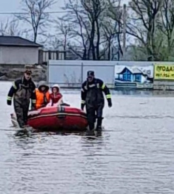 Це справжня катастрофа: Київ йде під воду, в регіонах ситуація ще гірша. Фото, відео