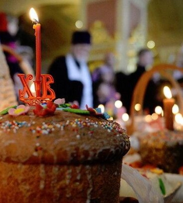 «У церкві можна, на вулиці — ні»:  вірянам Полтавщини пояснили умови відвідування нічної служби на Великдень