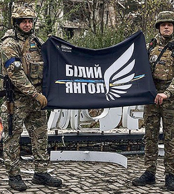 «Білі Янголи» вивезли немовля з Донеччини