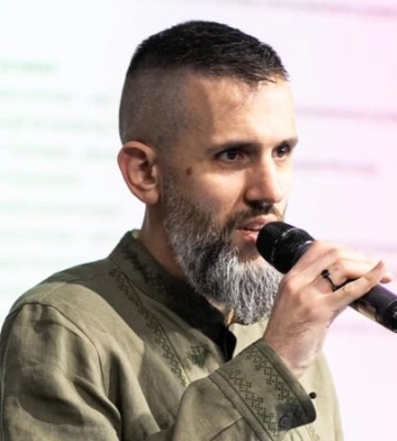 «Немає політичної волі навести лад». Кому і скільки треба занести, щоб отримати посаду на митниці — інтерв'ю NV з Максимом Нефьодовим «Немає політичної волі навести лад». Кому і скільки треба занести, щоб отримати посаду на митниці — інтерв'ю NV з Максимом Нефьодовим
