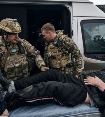 Жителі Авдіївки почали активніше евакуйовуватись з міста — поліція
