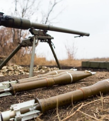 Поранив кисті та втратив два пальці. На Херсонщині 18-річний хлопець знайшов гранатомет та вистрілив з нього