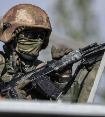 Росіяни вночі вчинили масовану атаку на Запорізьку область, серед обстріляних обʼєктів – храм