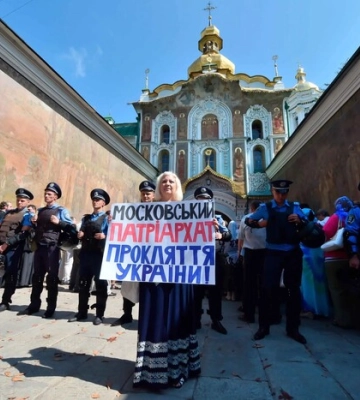 Хто ходить досі у Московську церкву. Спостереження