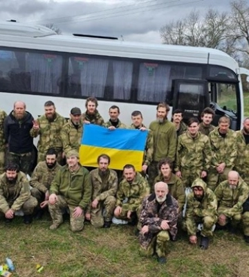 Україна провела великий обмін полоненими на Великдень