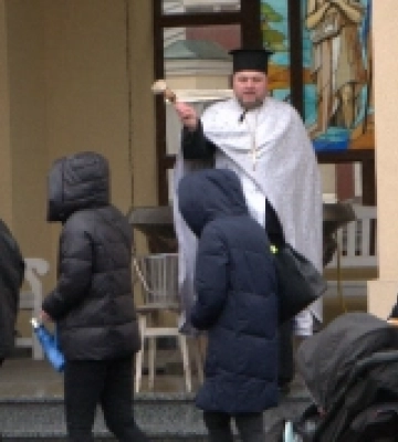 Христос Воскрес: як лучани освячували великодні кошики. ФОТО